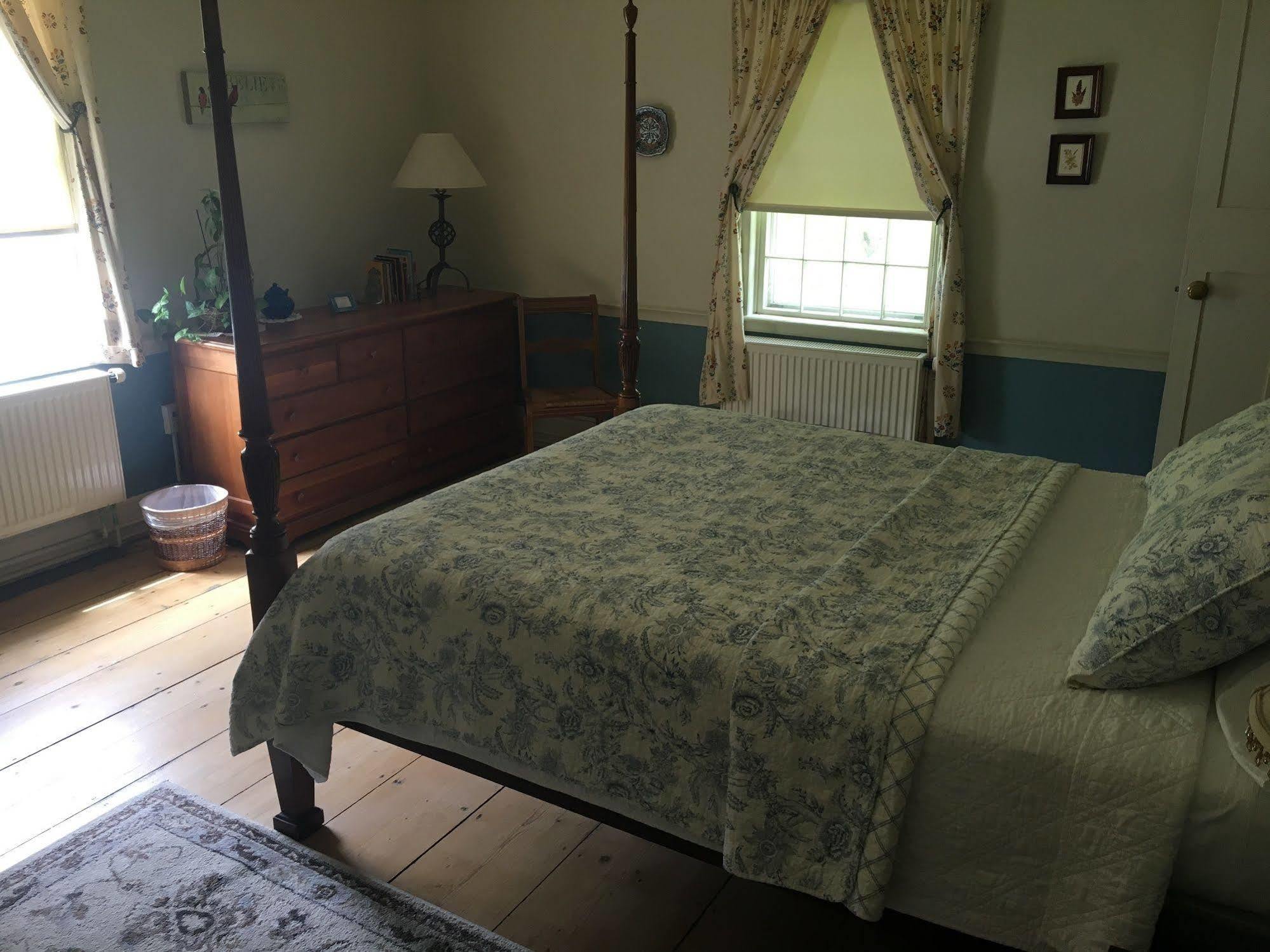 The Chipman Inn Ripton Экстерьер фото