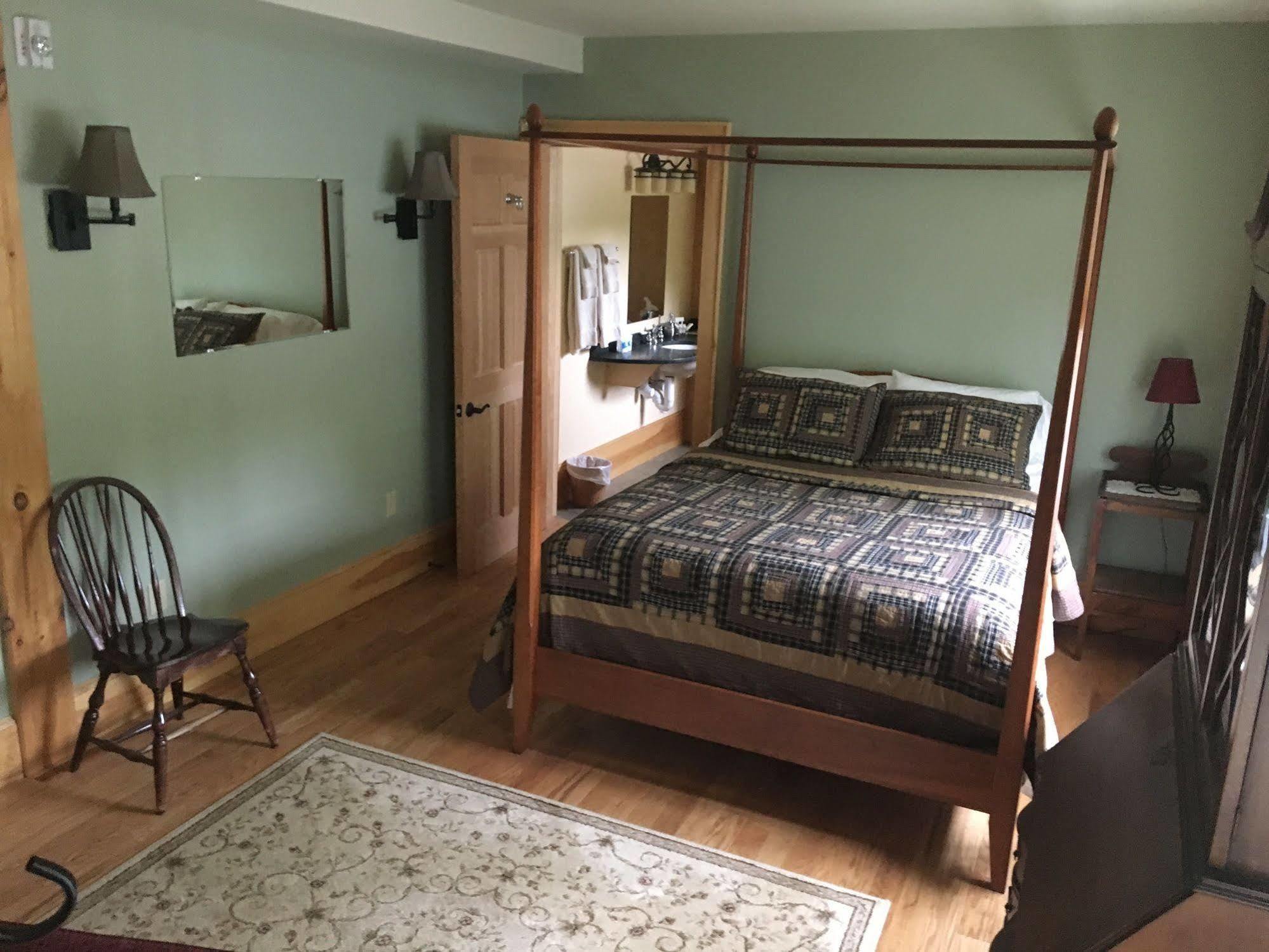 The Chipman Inn Ripton Экстерьер фото